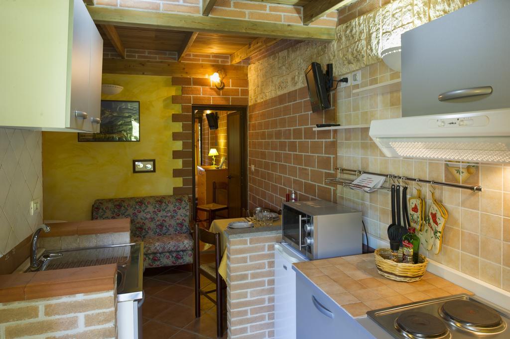 Country Apartments Castel di Decima Εξωτερικό φωτογραφία